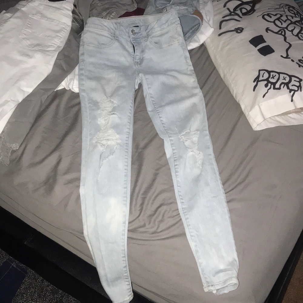 Woman American eagle jeans